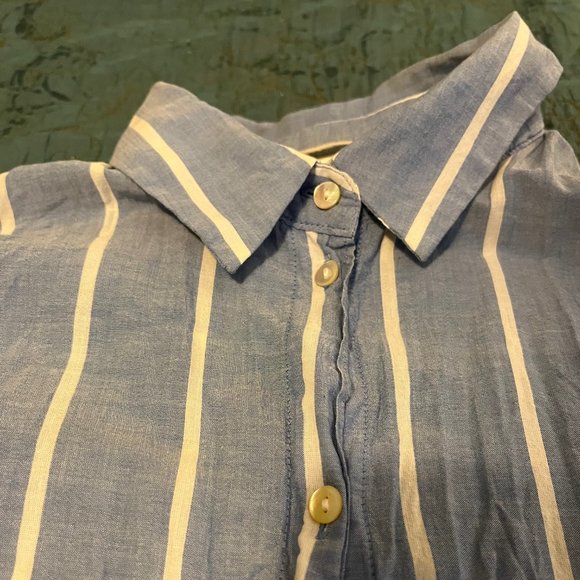 Blue Button-down with white stripes - Picture 3 of 6